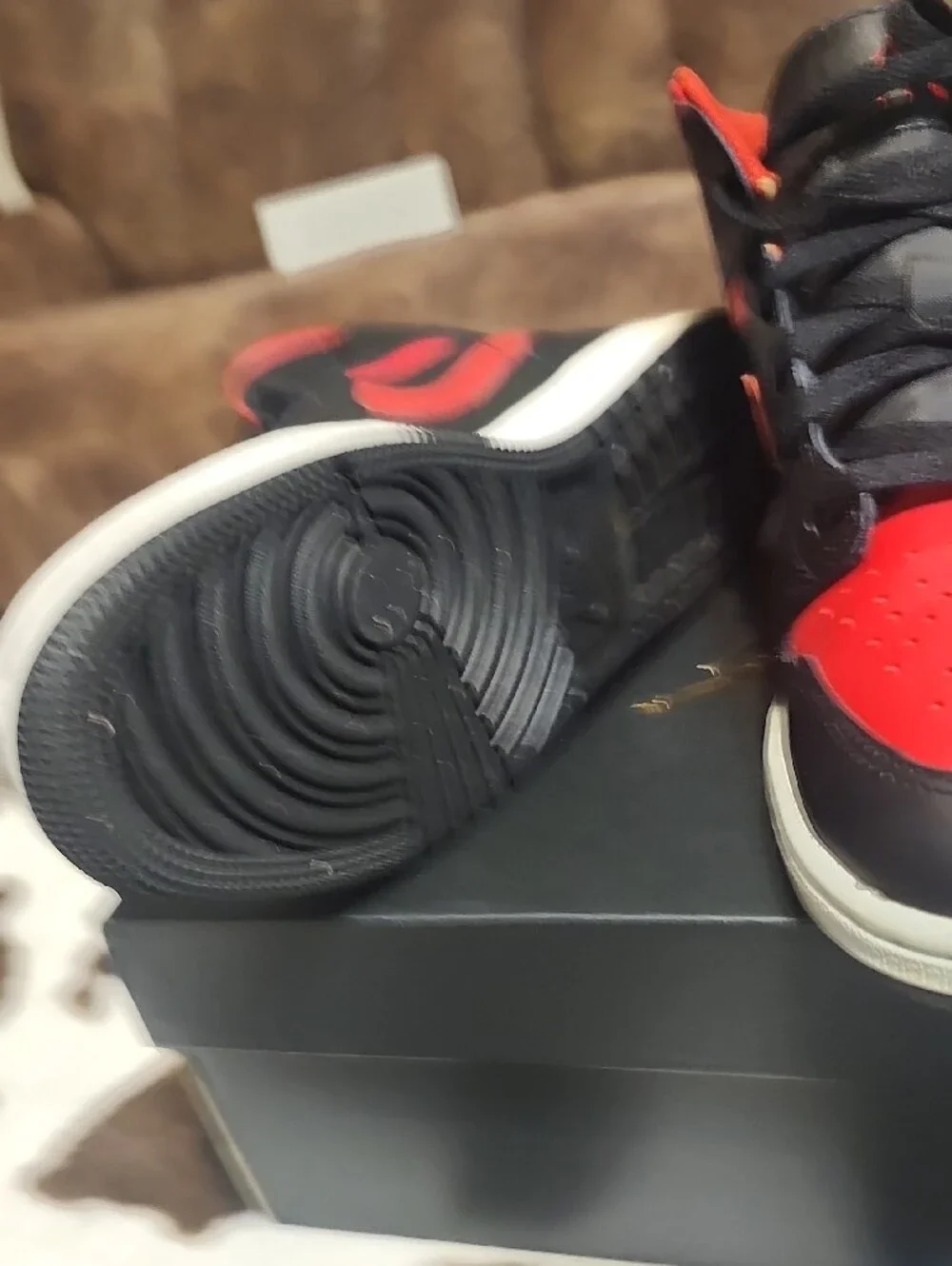 Black & Red  Air Jordan 1